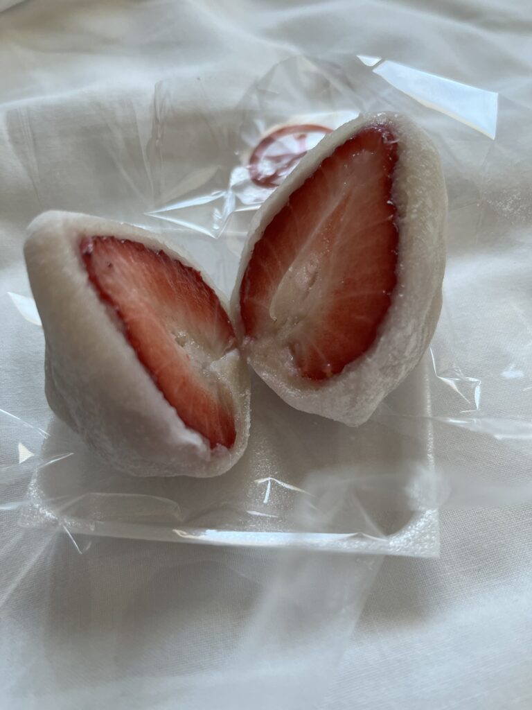 Jordbærmochi købt i Tokyo